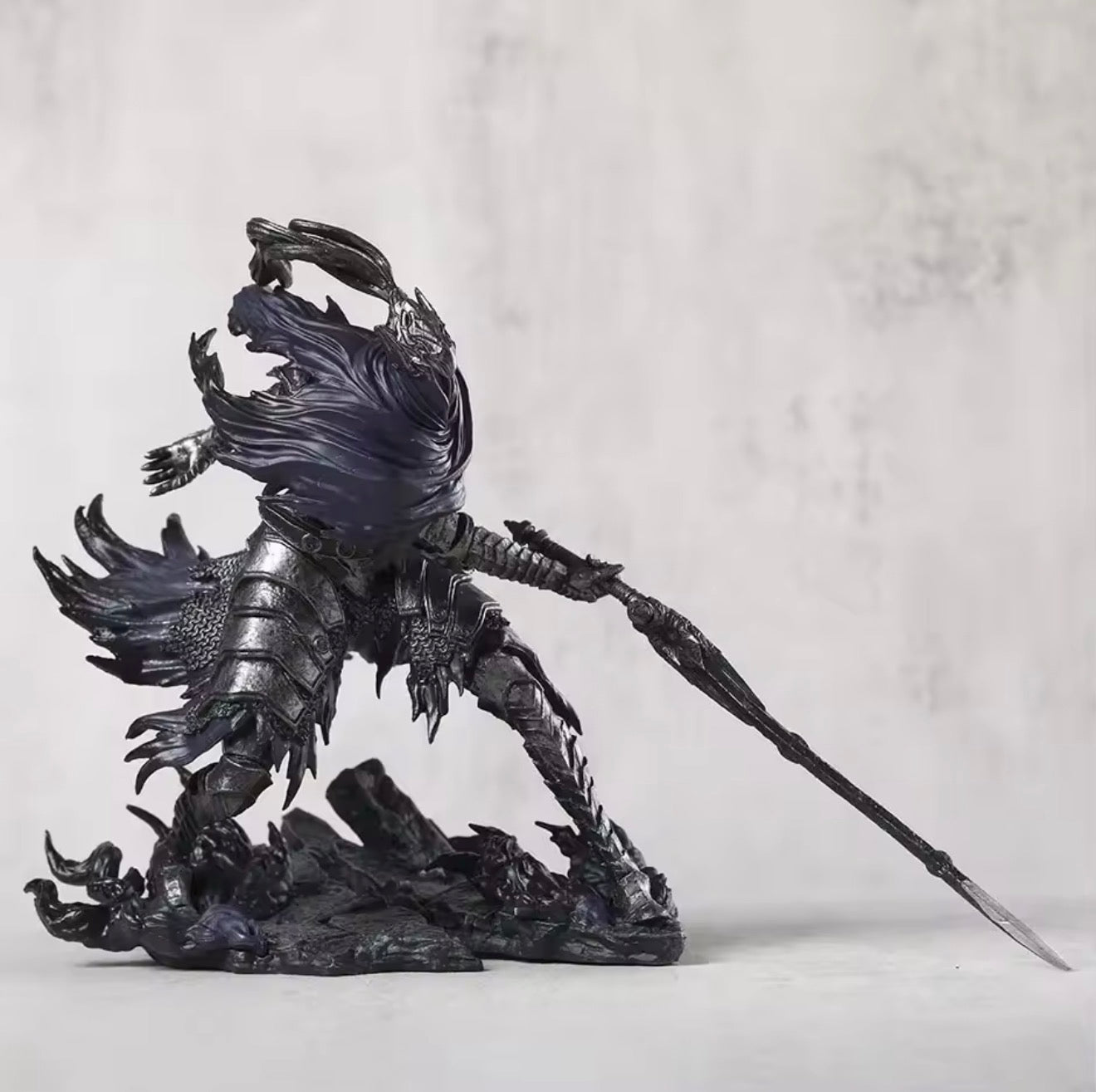 DARK SOULS - Artorias The Abysswalker Figure